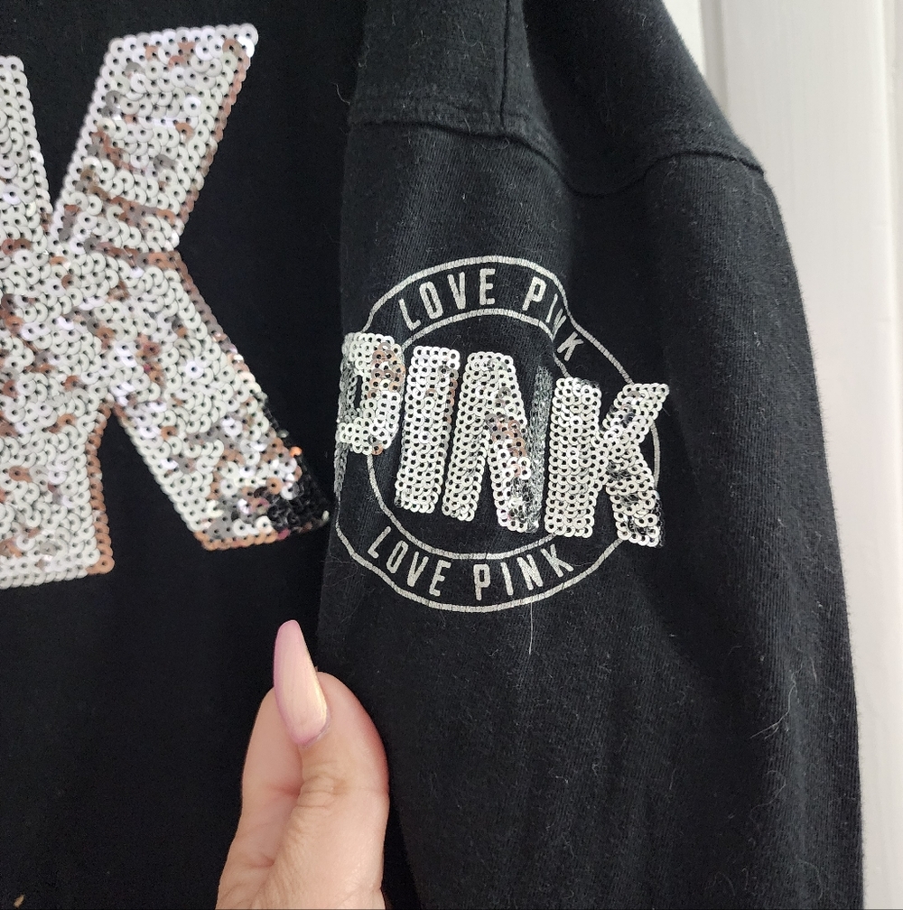 Victoria's Secret PINK | Sequin Long Sleeve V-Neck Top - Picture 4 of 5